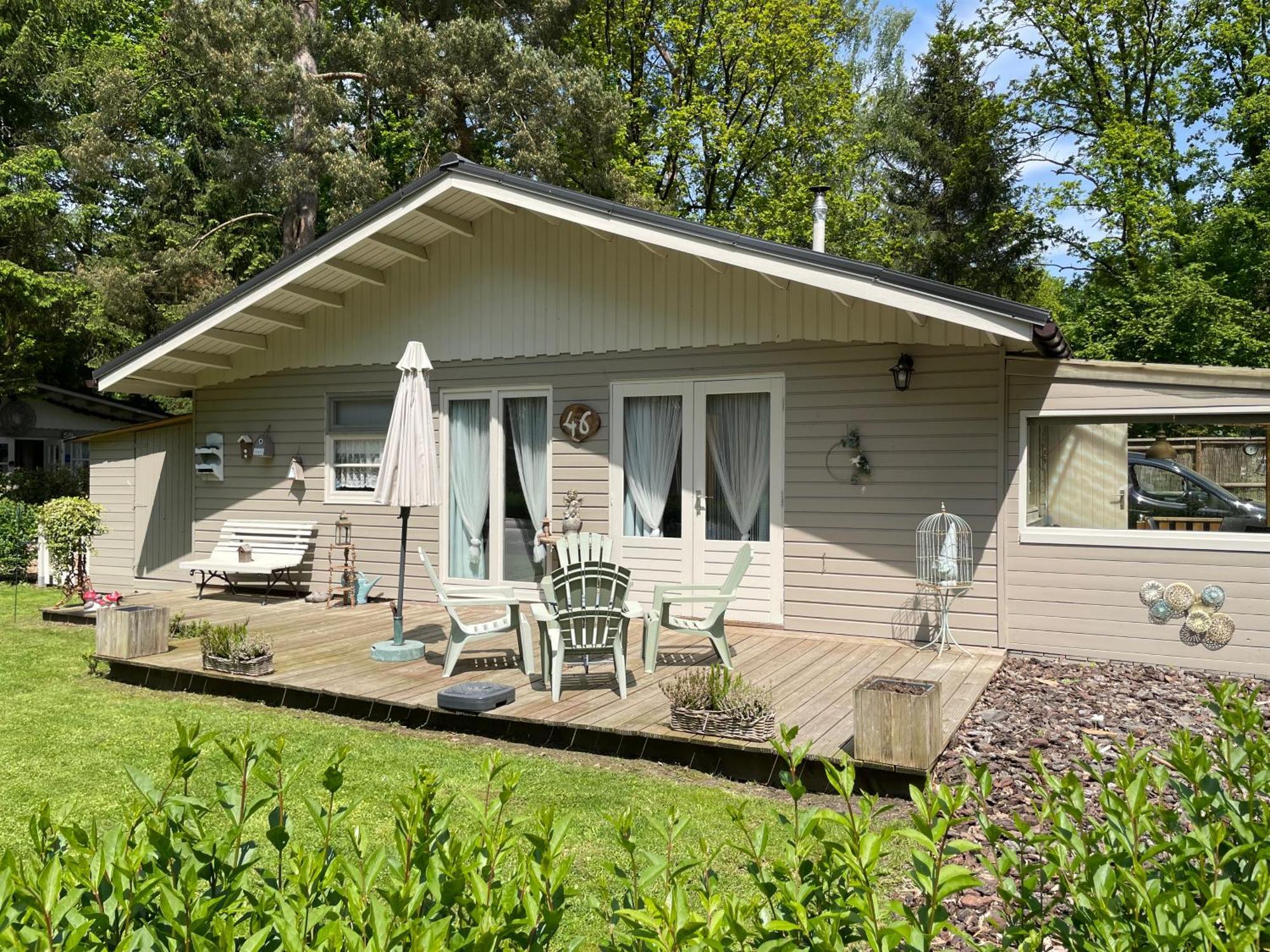 Chalet Sint-Hubertus Zutendaal Eksteriør billede